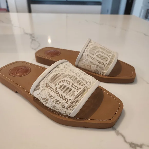 Chloe lace flat sandals - Picture 3 of 4